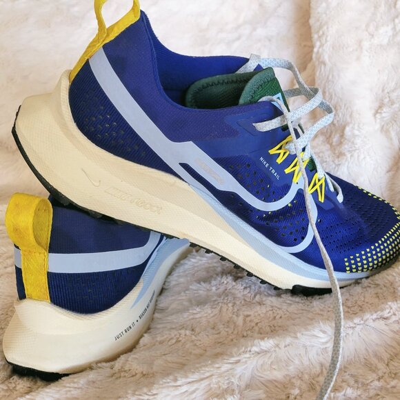 Size 7 - Mens Nike React Pegasus Trail 4 Blue - Only Worn Once! - Picture 4 of 8
